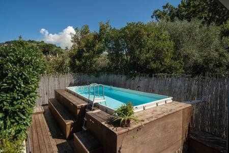 Gocce Villas - Sunshine Villa มัสซาลูเบรนเซ ภายนอก รูปภาพ
