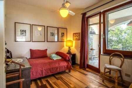 Gocce Villas - Sunshine Villa มัสซาลูเบรนเซ ภายนอก รูปภาพ
