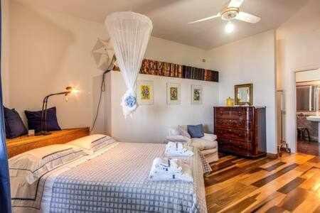 Gocce Villas - Sunshine Villa มัสซาลูเบรนเซ ภายนอก รูปภาพ