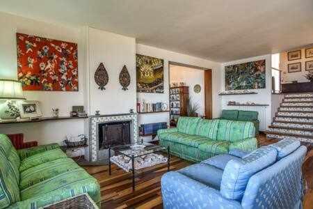 Gocce Villas - Sunshine Villa มัสซาลูเบรนเซ ภายนอก รูปภาพ